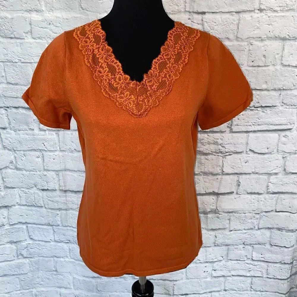 Emma James women L cotton blend lace vneck short sleeve blouse orange